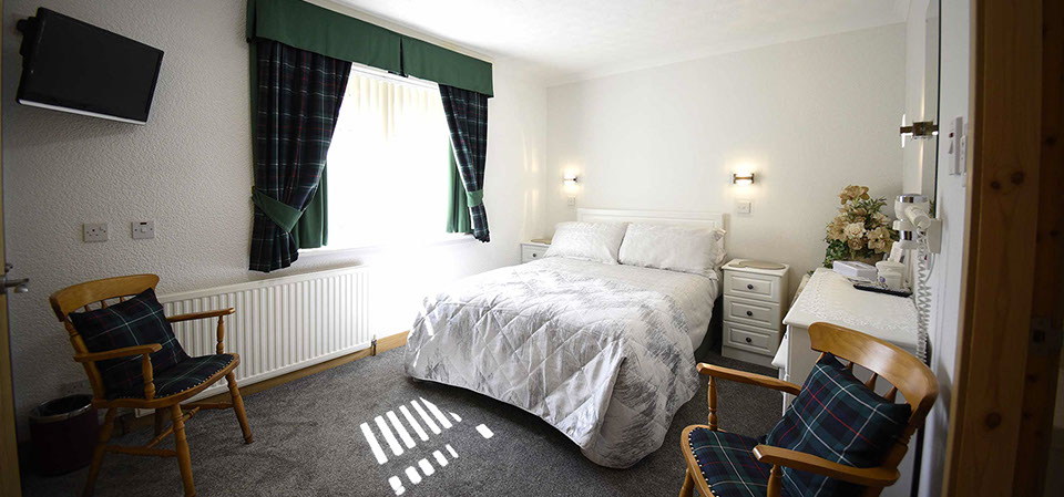Quiraing House bed and breakfast accommodation in Portree with en suite shower room
