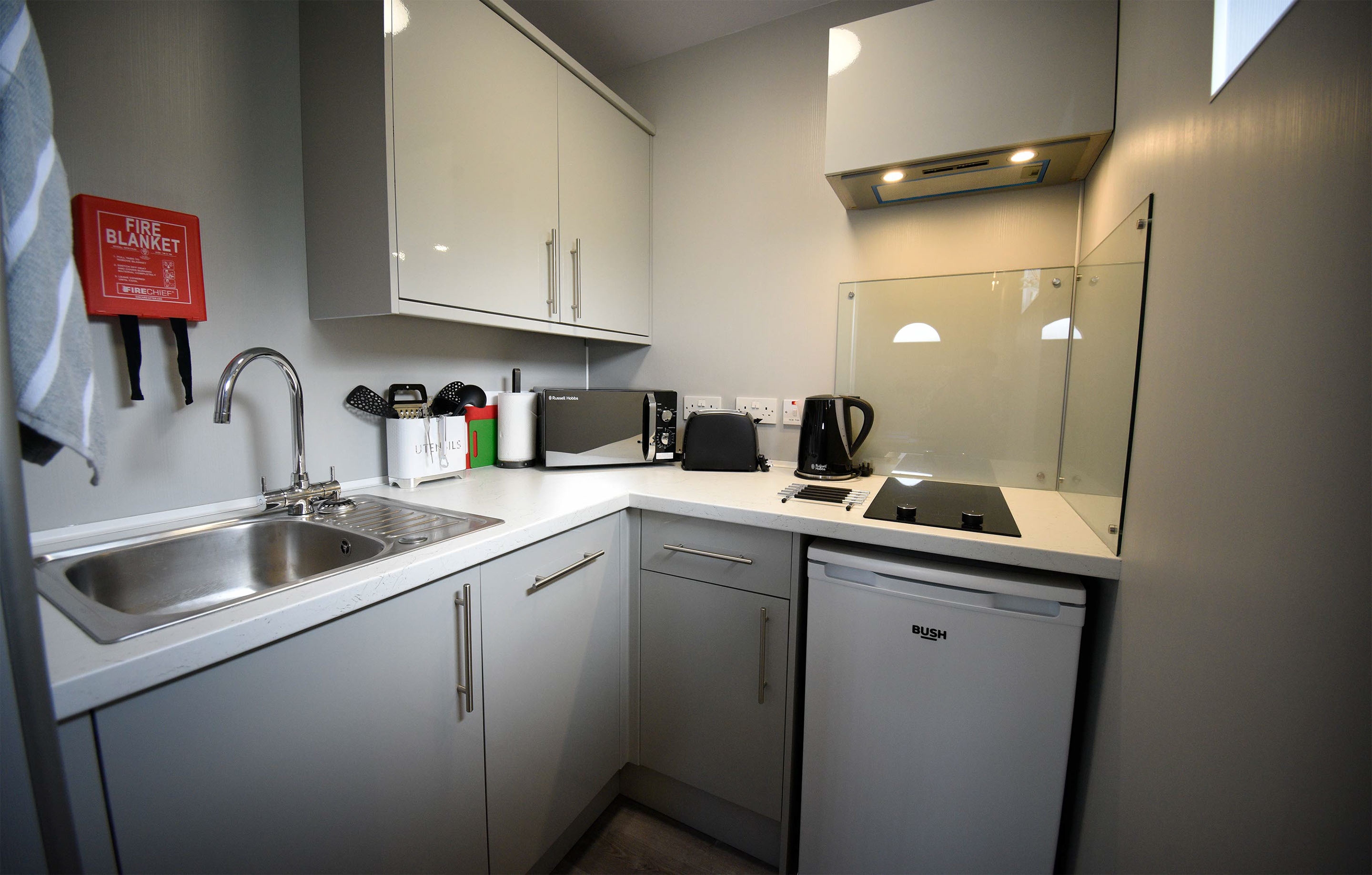 Thistle Dubh Dandy contains a comfortable double bed with widescreen TV and WIFI internet