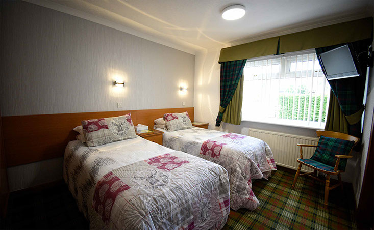 Twin Room accommodation is available at Quiraing House with en suite bathroom